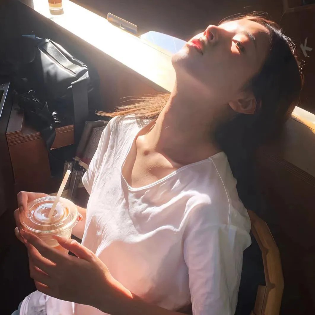 吃蛋糕的人